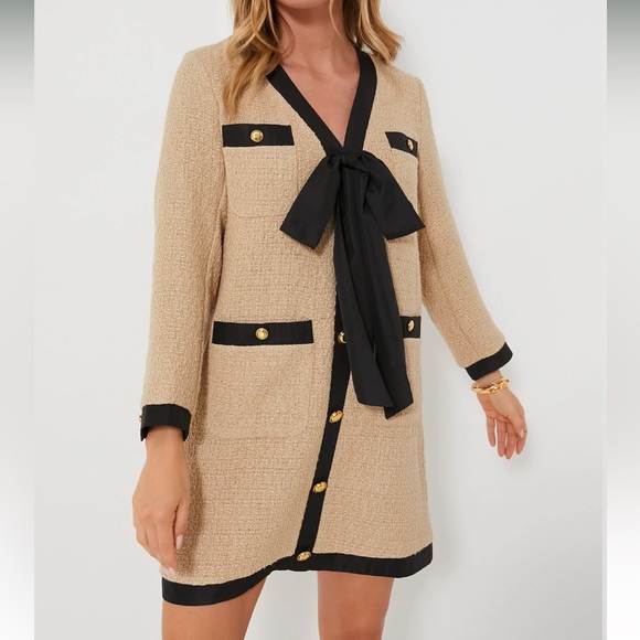 Tan Coco Tweed Bow Dress
POMANDER PLACE - Picture 2 of 11